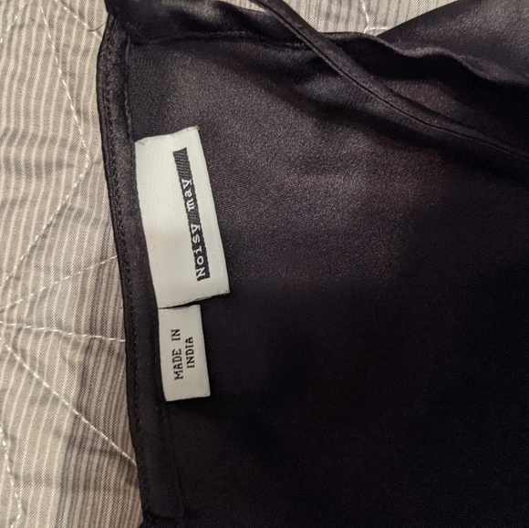 Noisy May satin strappy tank - Picture 3 of 3